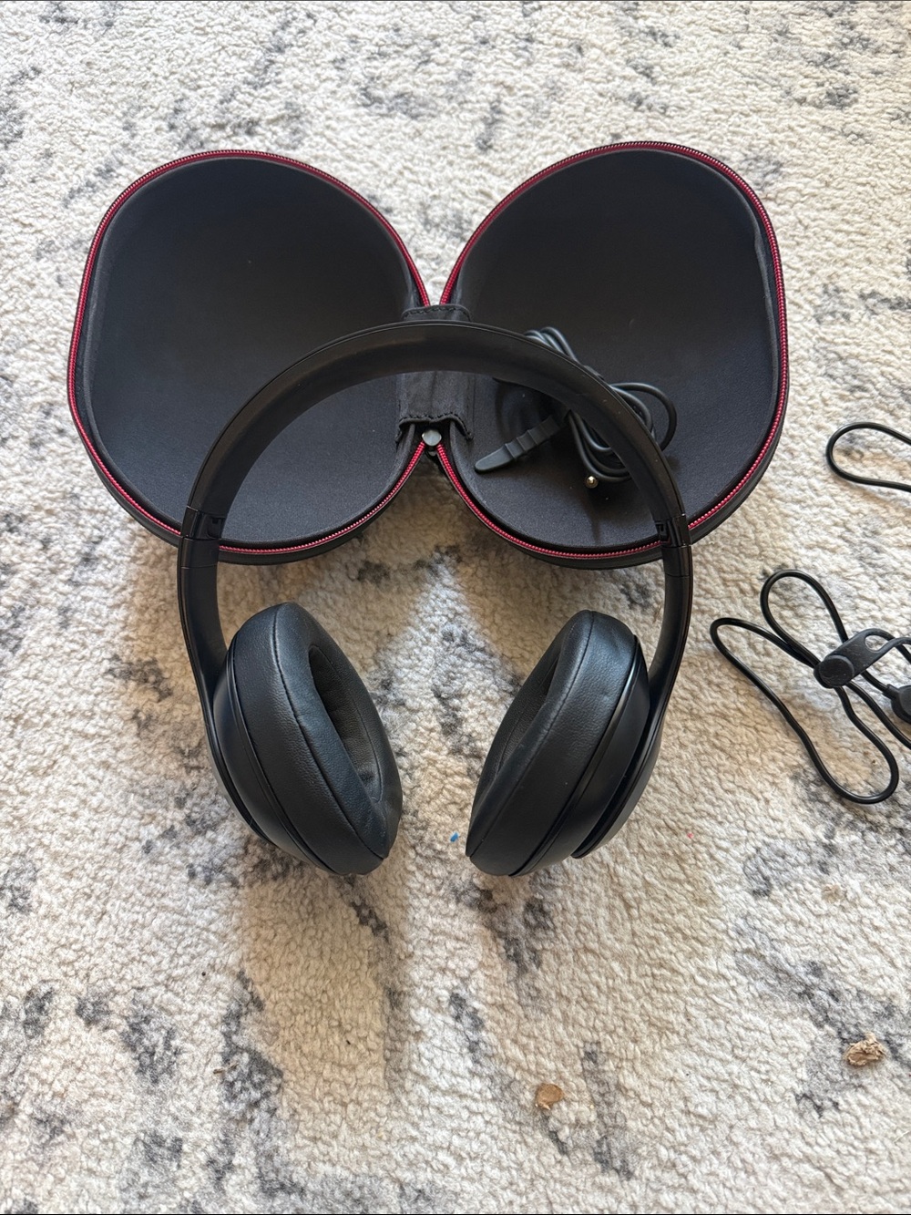 Beats by Dre Over-Ear Noise-Canceling Headphones